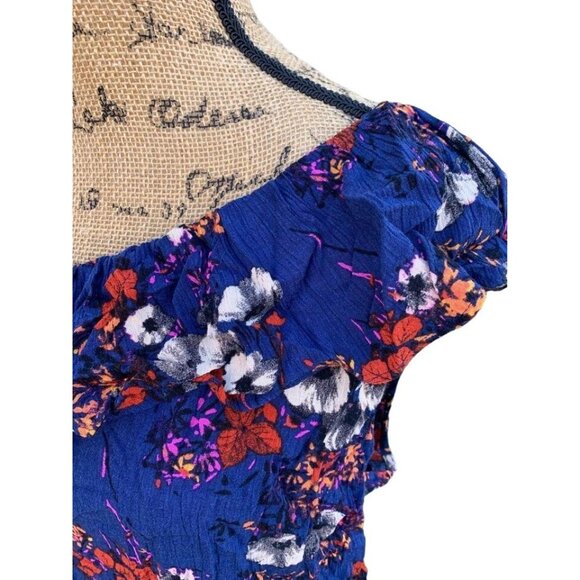 🌸3/$15🌸One Shoulder Floral Blouse with Flouncy Top - Picture 2 of 4